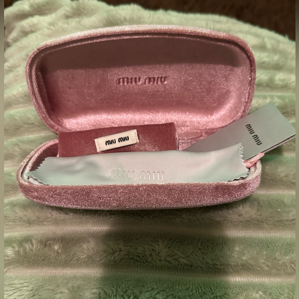 Miu Miu Regard oval sunglasses - Picture 3 of 10